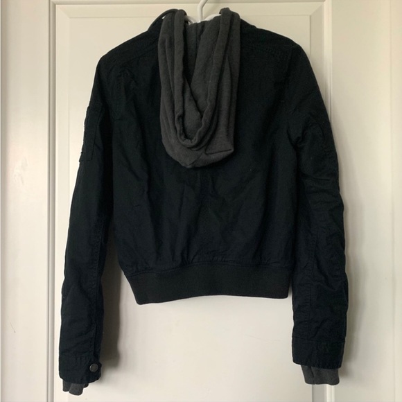 Hollister Bomber style jacket with hood - Picture 5 of 5